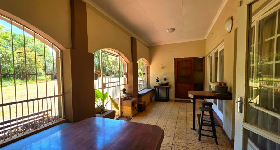 To Let 3 Bedroom Property for Rent in Flamwood North West